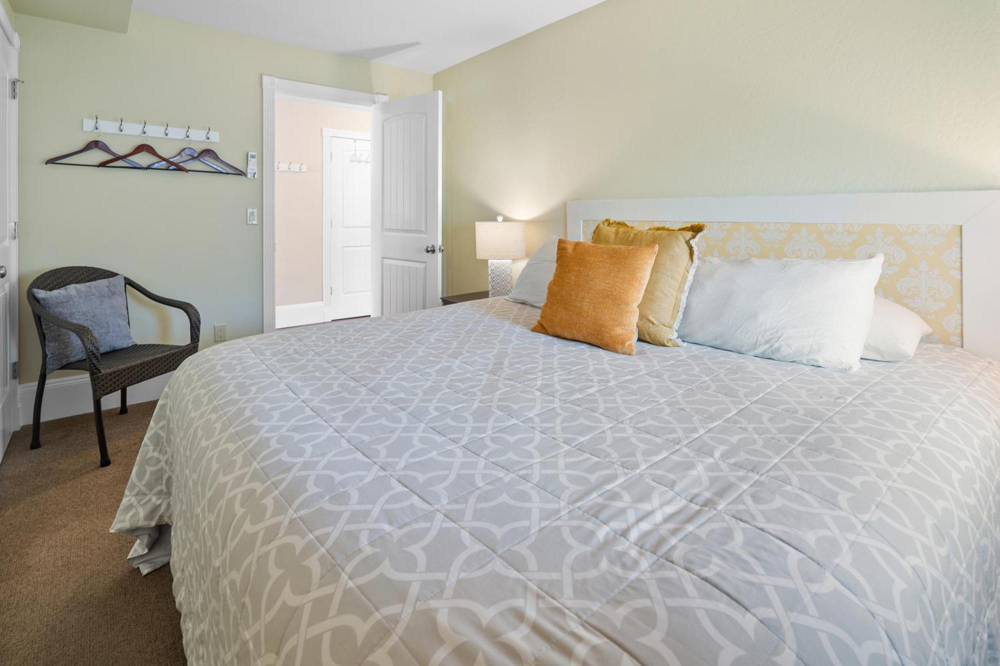 Pioneer Vacation Rentals - Pioneer North Suite Downtown Ashland Exteriör bild