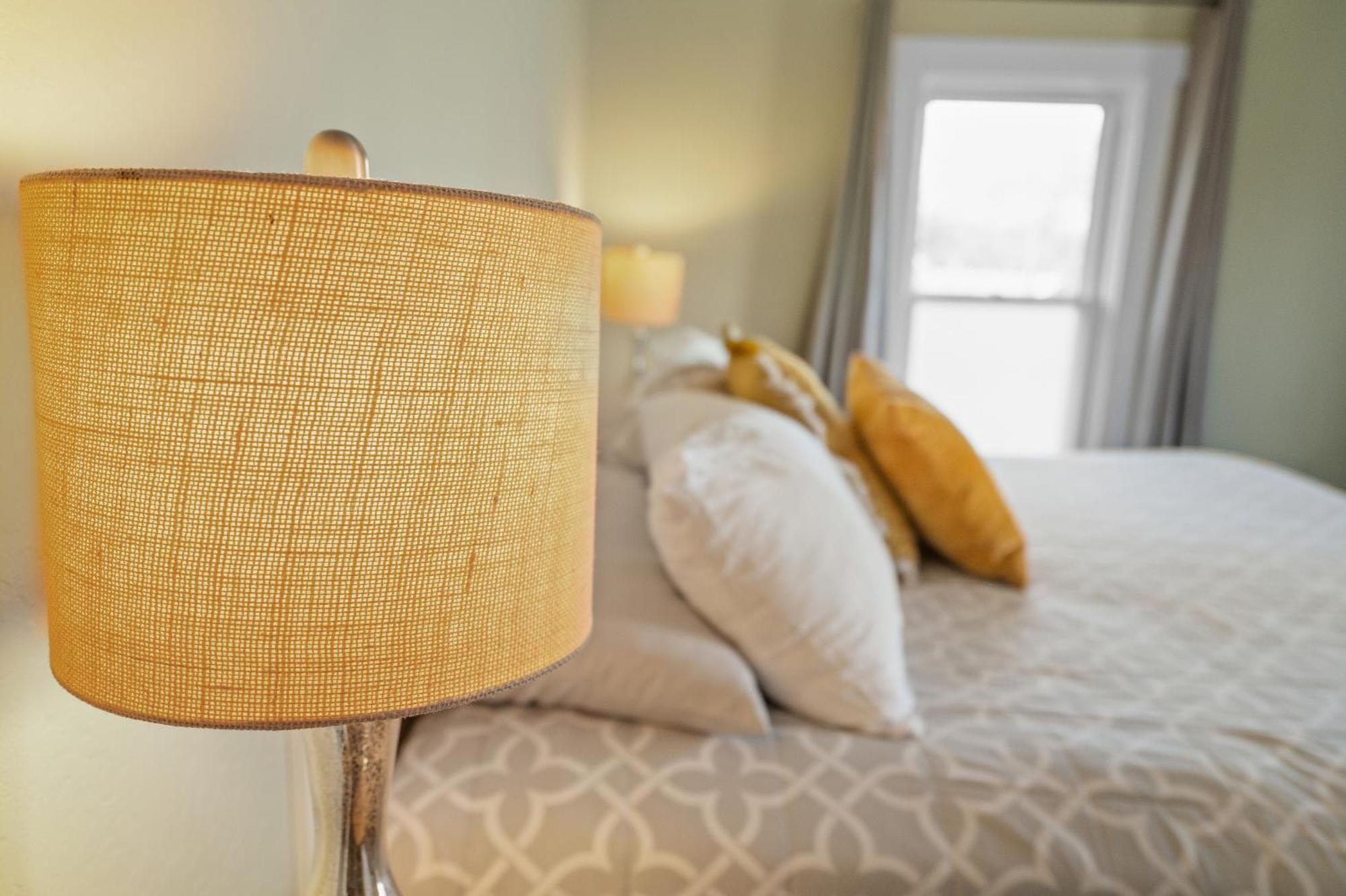 Pioneer Vacation Rentals - Pioneer North Suite Downtown Ashland Exteriör bild